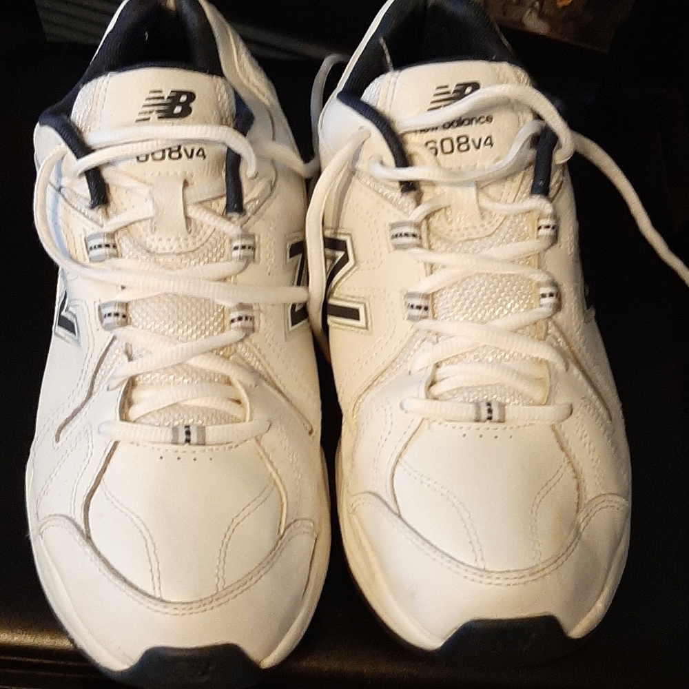 New Balance men's size 8.5